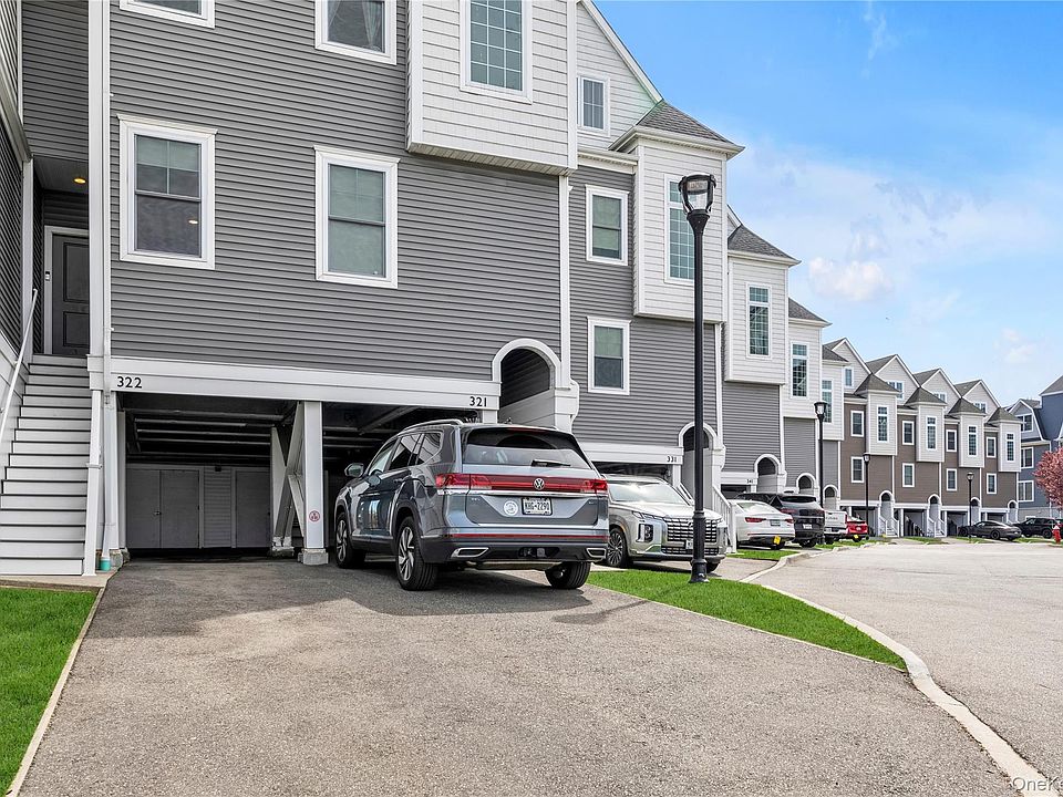 1st image of 322 Marina Pointe Dr