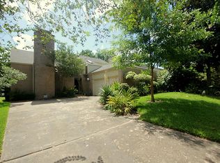 1123 Forest Home Dr, Houston, TX 77077