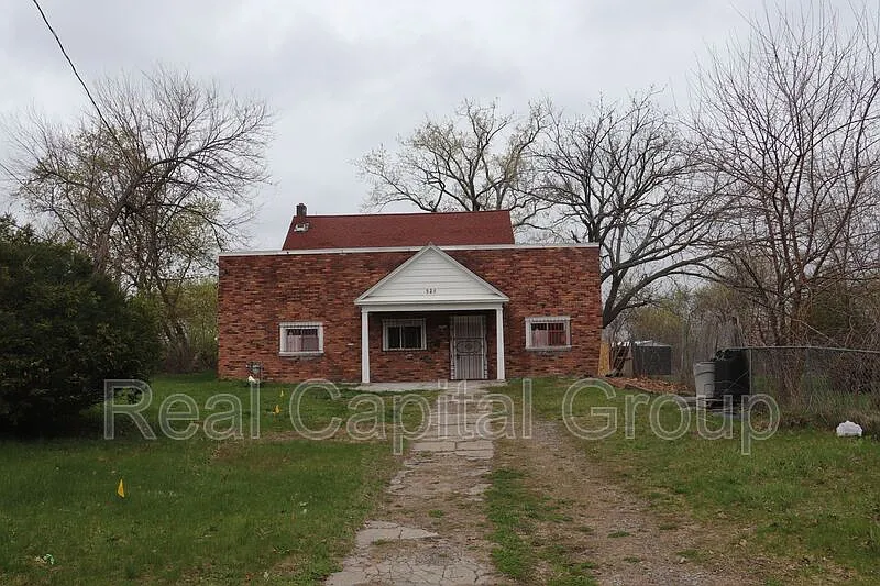 524 Summit Ave