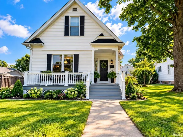 608 W William St, Kendallville, IN 46755
