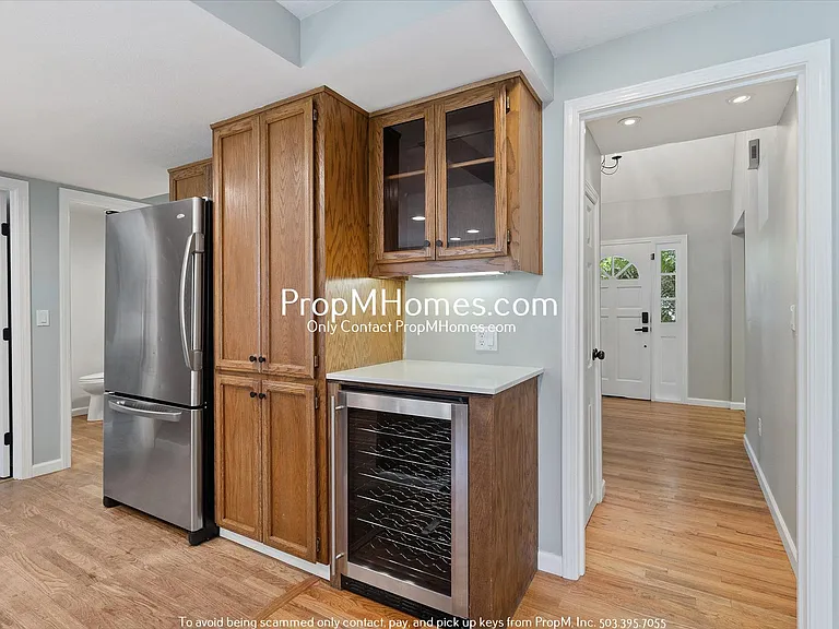 12200 SW 128th Ave — Photo 12