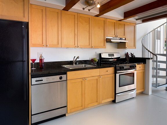 5th image of 701 Pennsylvania Ave APT 208