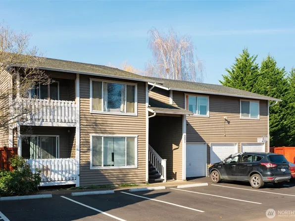 201 2nd Place SE, Pacific, WA 98047