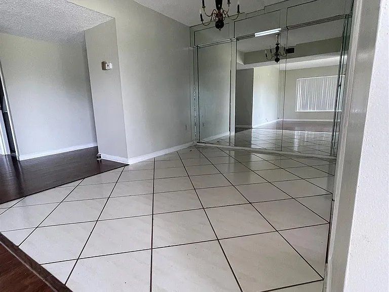 4158 Inverrary Dr #111 — Photo 4