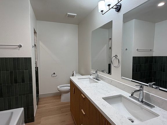 2nd image of 1411 N Fuller Ave #202