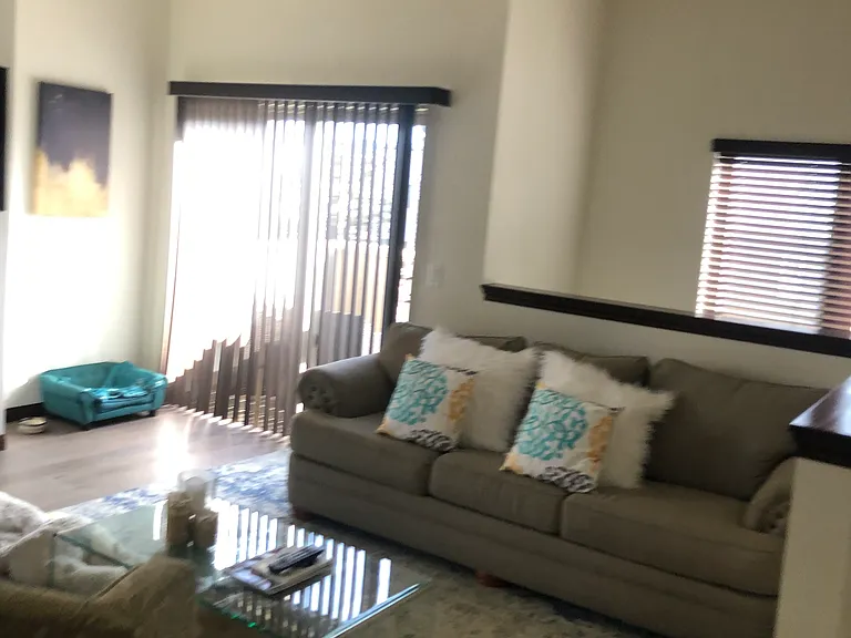 14947 W Magnolia Blvd — Photo 10