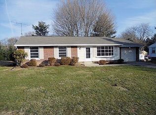 127 Whitney Rd, Lancaster, PA 17603
