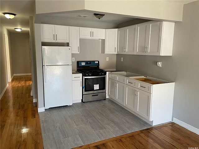 1st image of 93-19 197th St #2