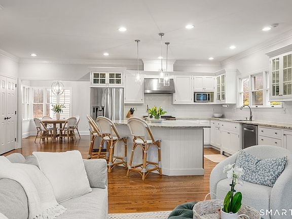 2nd image of 9 Pepperbush Road