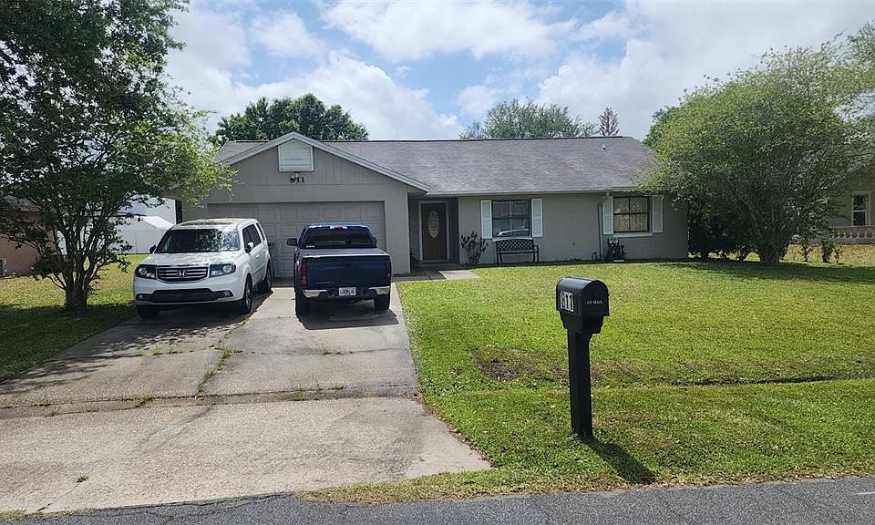 1st image of 811 Savona Pl