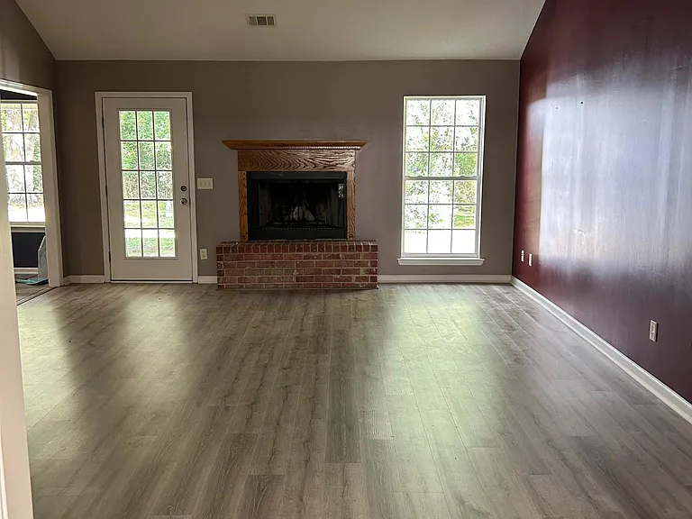 504 Whits End — Photo 8