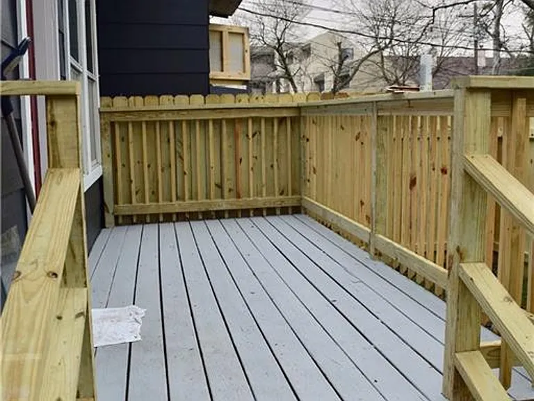 611 Nelray Blvd #A — Photo 9