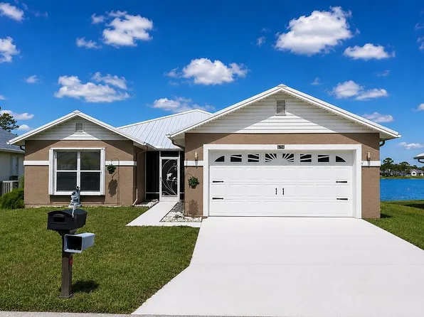 6795 Picante Cir, Fort Pierce, FL 34951