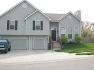 8704 N Belton Ave, Kansas City, MO 64154
