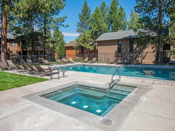 56858 Enterprise Dr #I2, Sunriver, OR 97707