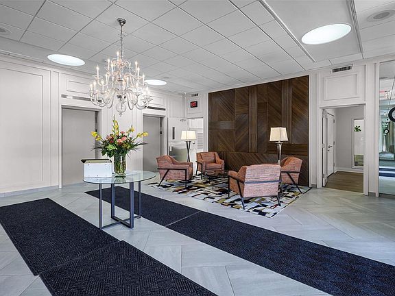 2nd image of 4466 W Pine Blvd APT 14G