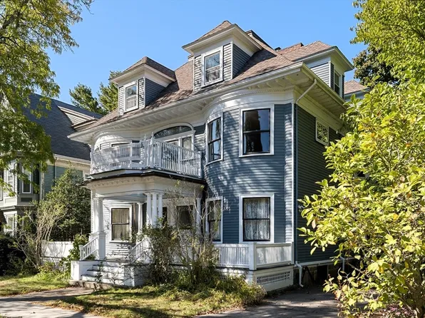 30 Welles Ave #2, Dorchester, MA 02124