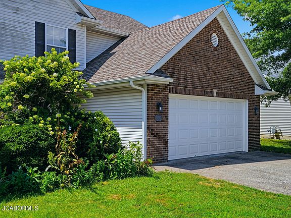 2nd image of 5512-5514 Hunley Ct