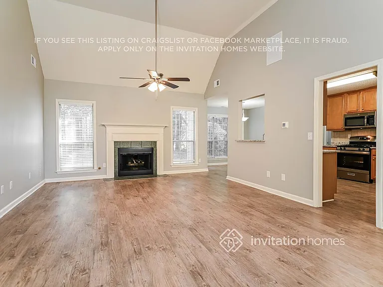 304 Freeman Forest Dr — Photo 4