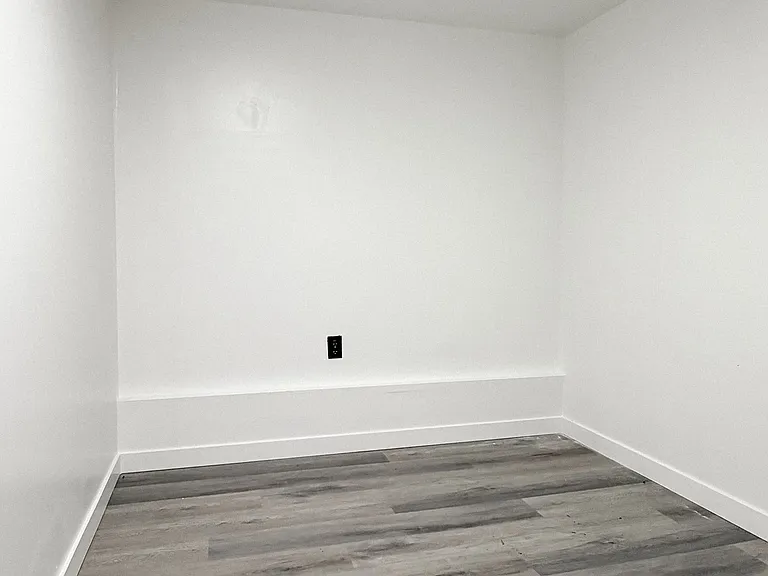 3510 NE Sunset Blvd #B — Photo 10