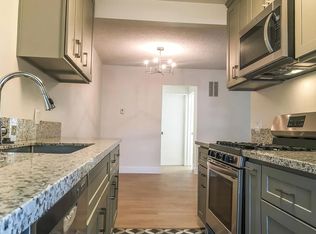 400 E Stocker St #6, Glendale, CA 91207