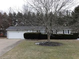 5488 Bridge Port Rd NW, Canal Fulton, OH 44614