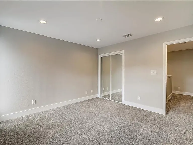 935 La Posada Dr #222 — Photo 19