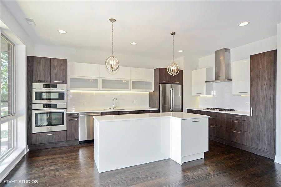 1st image of 2432 W Chicago Ave #2
