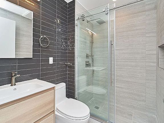 4th image of 11 W 119th St Penthouse 1