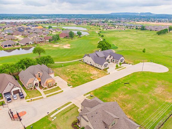2nd image of 1004 Quarry Ct