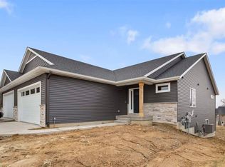 1302 Legend Dr, Tiffin, IA 52340