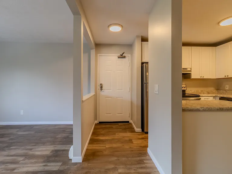 The Tides 1510 Veterans Dr — Photo 35