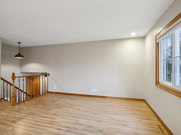4th image of 1509 Dorothy Ct