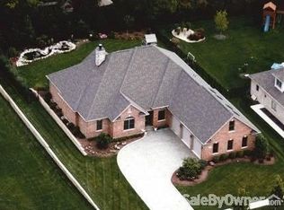 6713 Dicosola Ct, Darien, IL 60561