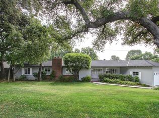 1501 Descanso Dr, La Canada Flintridge, CA 91011