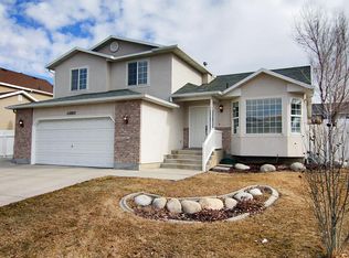 11093 S Ohenry Rd, Sandy, UT 84070