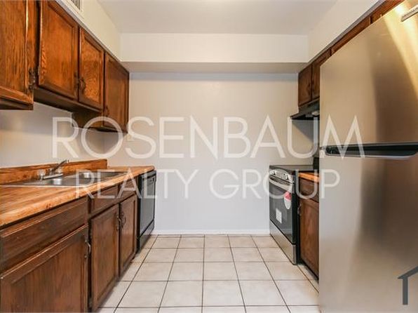 1050 W University Dr APT 201