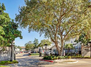 7581 Cambridge St #7581, Houston, TX 77054