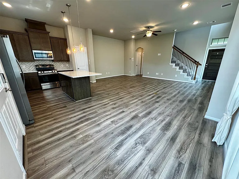 2527 Bordelon Ln — Photo 8