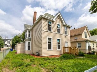 883 Fremont Ave #A, Saint Paul, MN 55106