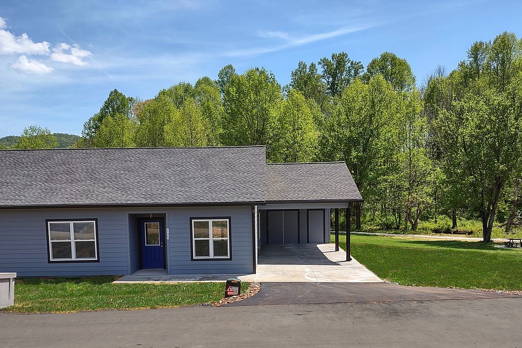 135 Diamond Ave - Property Image