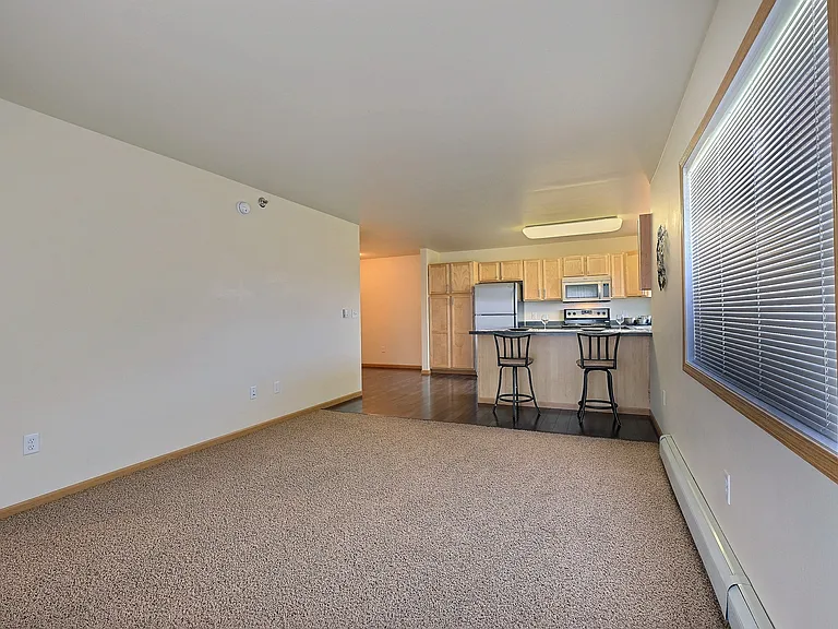 Moorhead, MN Sandy Creek Apartments | Living