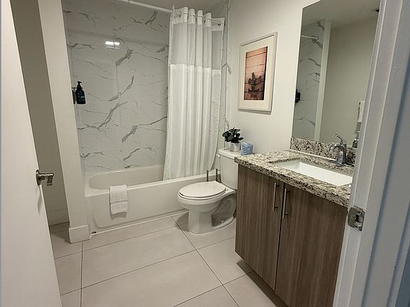 3rd image of 1710 SW 27th Ave #700