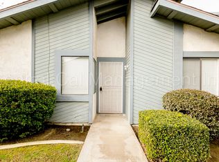 5905 Auburn Oaks Dr #C, Bakersfield, CA 93306