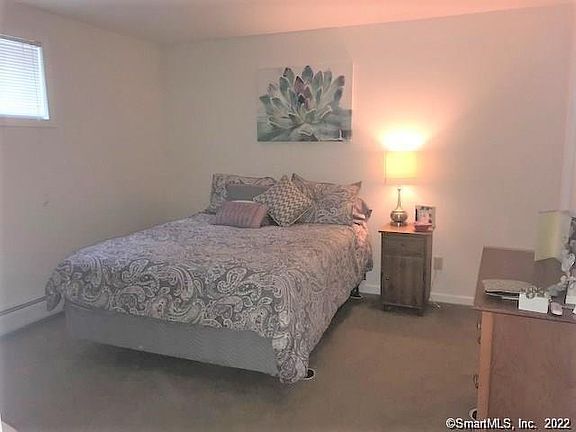 5th image of 15 Indian Hill Ln