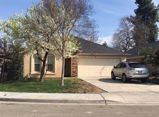 914 N Waldby Ave, Fresno, CA 93727