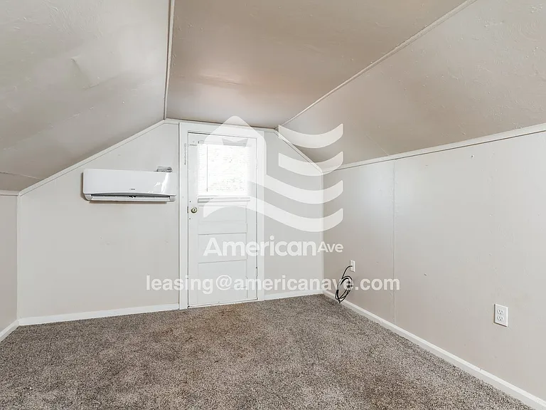 480678_012_wm_-_bedroom_13193800.jpg