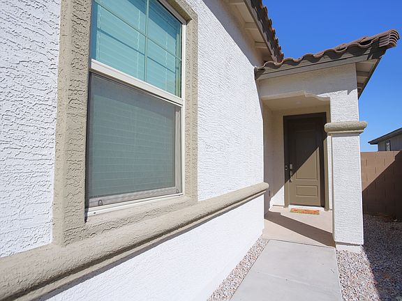 4th image of 2536 W Hidalgo Ave