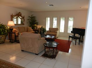 5905 Las Palmas Dr, Coral Gables, FL 33156