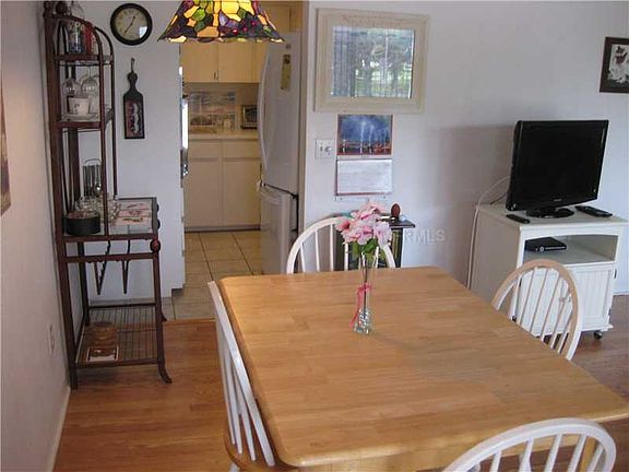 5th image of 2433 Brazilia Dr APT 33